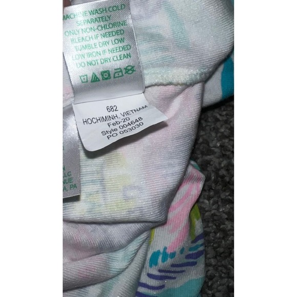 Short Sleeve Lilly Pulitzer Sz m dopamine regular collar - Picture 3 of 4